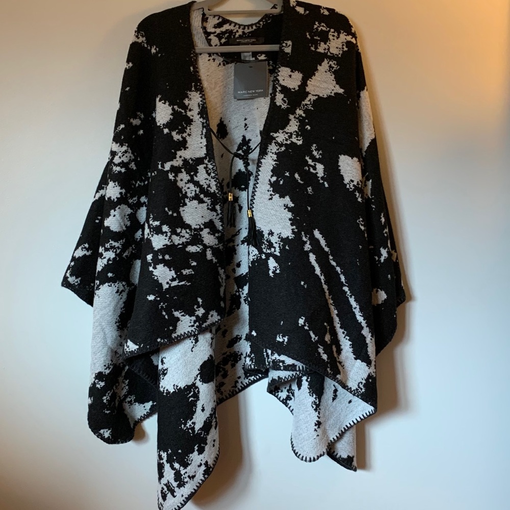 NWT Marc New York-Andrew Marc Poncho ⭐️